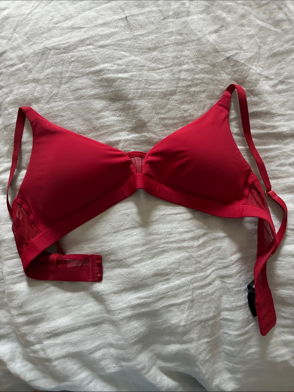 Pepper Red Wireless Triangle Bra - Lightweight Everyday Support - Picture 2 of 2